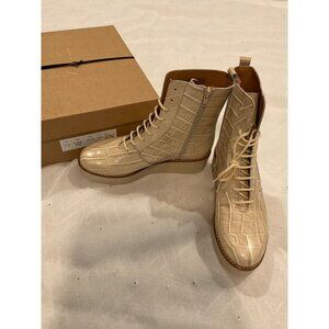 NWT Anthropologie Cream Croc Print Leather Platform Boots Size 6.5narrow